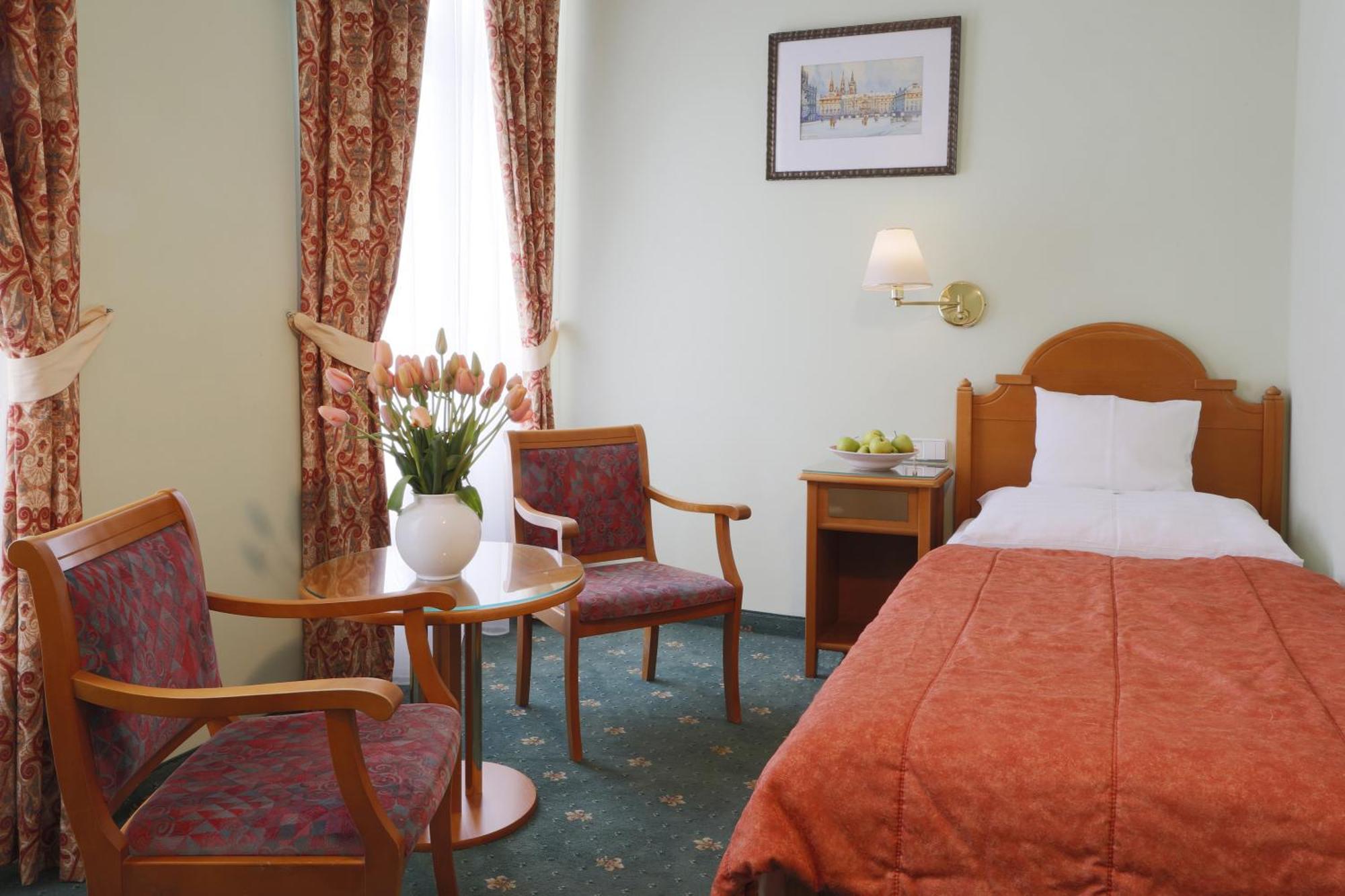 Hotel Pavlov Κάρλοβι Βάρι Δωμάτιο φωτογραφία