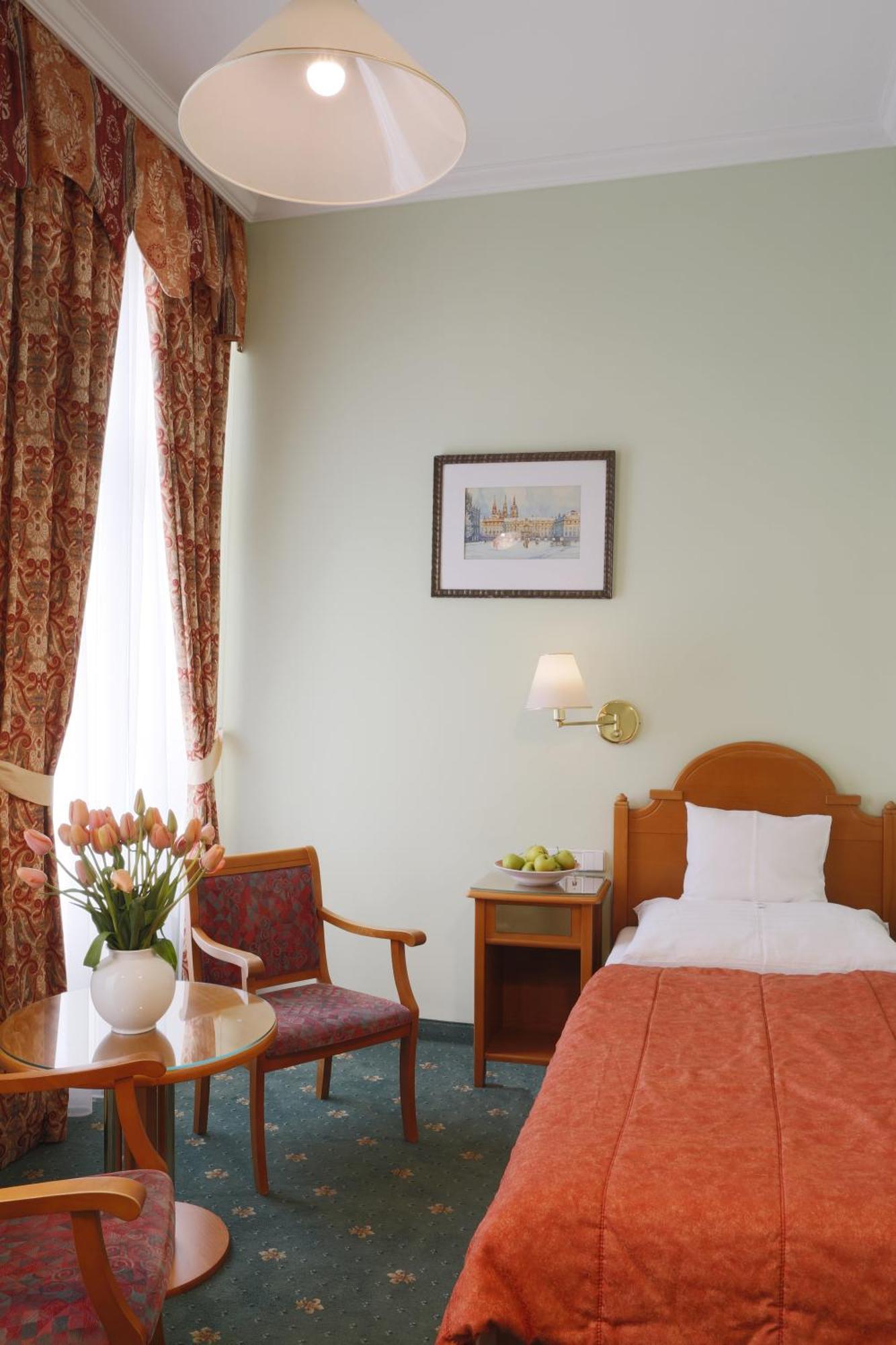 Hotel Pavlov Κάρλοβι Βάρι Δωμάτιο φωτογραφία